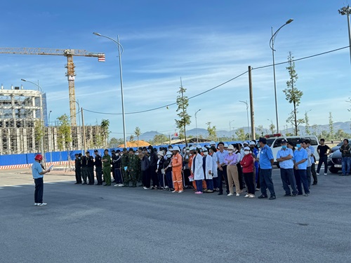Trung tâm Dịch vụ Hành chính - Hội nghị tỉnh phối hợp tổ chức hợp luyện Phương án chữa cháy và và cứu nạn, cứu hộ cấp tỉnh năm 2023 tại Khu Trung tâm hành chính tỉnh Kon Tum.